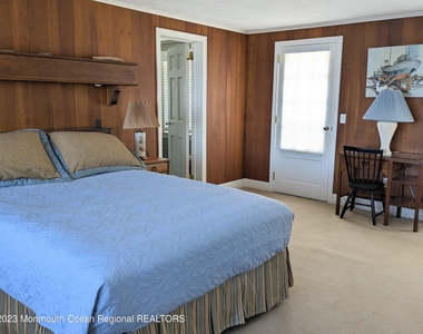 127 Curtis Point Drive - Photo Thumbnail 20