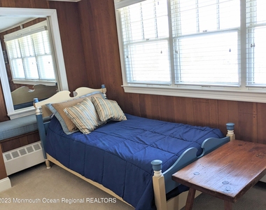 127 Curtis Point Drive - Photo Thumbnail 21