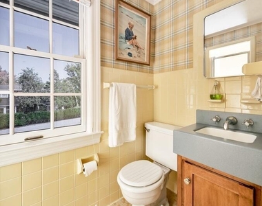 127 Curtis Point Drive - Photo Thumbnail 24