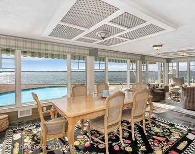 127 Curtis Point Drive - Photo Thumbnail 6