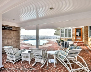 127 Curtis Point Drive - Photo Thumbnail 26