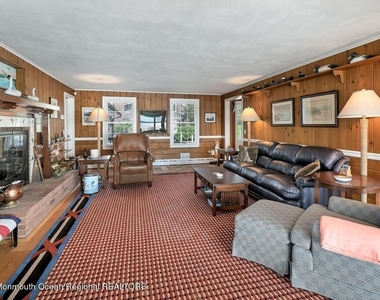 127 Curtis Point Drive - Photo Thumbnail 8