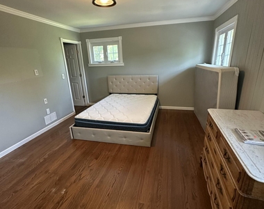 53 Arlene Drive - Photo Thumbnail 11