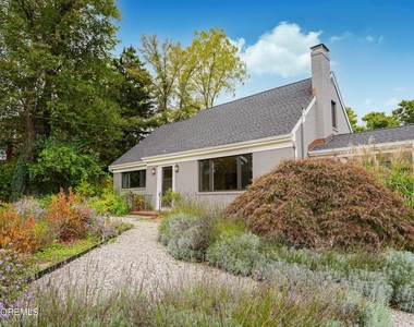 828 Kingston Road - Photo Thumbnail 1