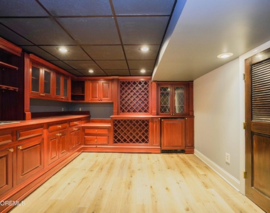 828 Kingston Road - Photo Thumbnail 27