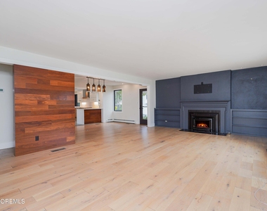 828 Kingston Road - Photo Thumbnail 9