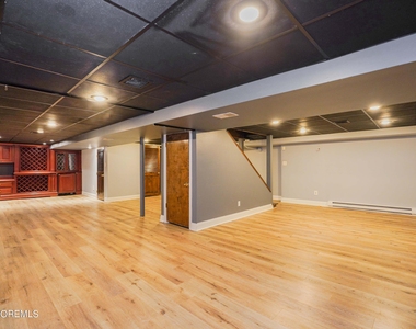 828 Kingston Road - Photo Thumbnail 26