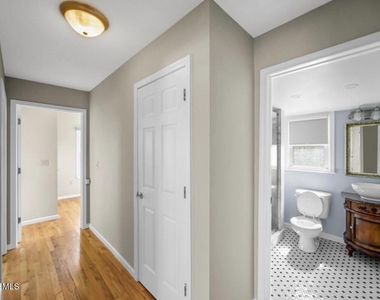 607 Mcclellan Street - Photo Thumbnail 7