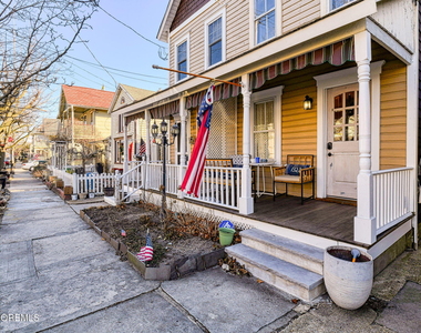 132 1/2 Heck Avenue - Photo Thumbnail 1