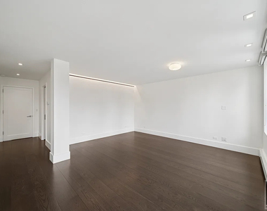 East 80th Street - Photo Thumbnail 11