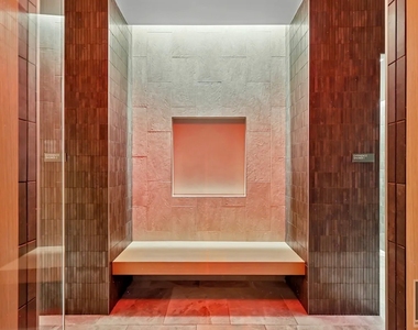 West 43rd Street - Photo Thumbnail 19