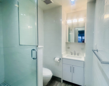 20 Beekman Place, 3D - Photo Thumbnail 15