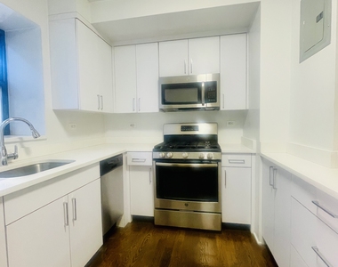 20 Beekman Place, 3D - Photo Thumbnail 9