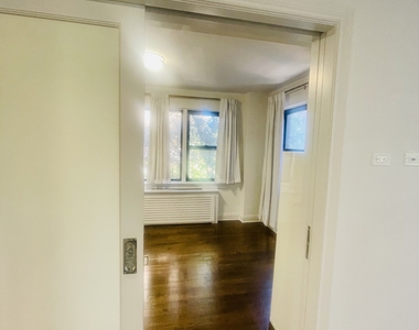 20 Beekman Place, 3D - Photo Thumbnail 1