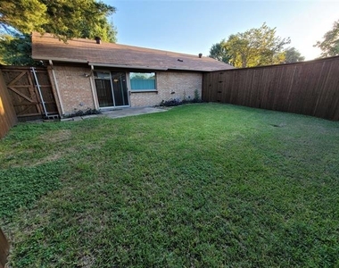 629 Perdido Drive - Photo Thumbnail 12