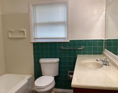 5340 Jerri Lane - Photo Thumbnail 8
