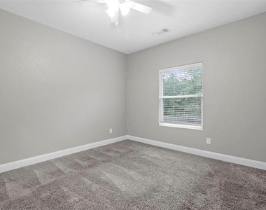 426 W Coffin Street - Photo Thumbnail 7