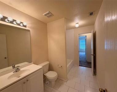 8604 Stetson Drive - Photo Thumbnail 8