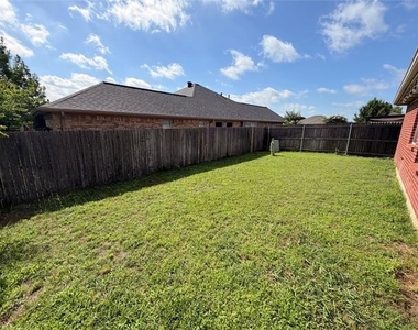 8604 Stetson Drive - Photo Thumbnail 2