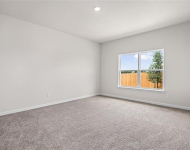 2027 Braveheart Drive - Photo Thumbnail 6