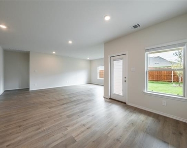 13156 Dawson - Photo Thumbnail 9
