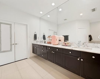 3205 State Street - Photo Thumbnail 16