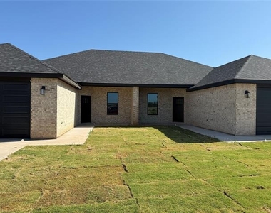320 Woodstock Lane - Photo Thumbnail 2