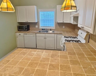 8823 San Benito Way - Photo Thumbnail 12
