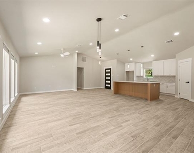 7301 Jo Will Street - Photo Thumbnail 11