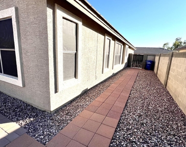 11210 E Pronghorn Avenue - Photo Thumbnail 26