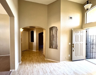 11210 E Pronghorn Avenue - Photo Thumbnail 2