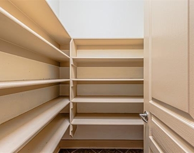 15097 Blakehill Drive - Photo Thumbnail 27