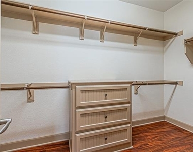 15097 Blakehill Drive - Photo Thumbnail 26