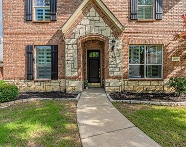 15097 Blakehill Drive - Photo Thumbnail 2