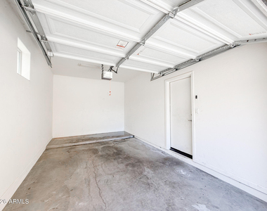1741 W Pollack Street - Photo Thumbnail 29