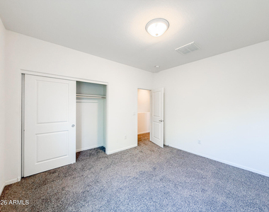 1741 W Pollack Street - Photo Thumbnail 19