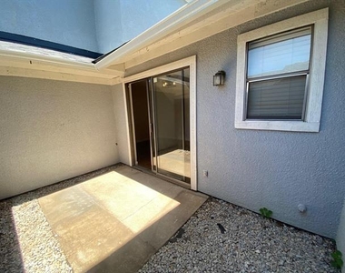 644 Timberline Drive - Photo Thumbnail 12