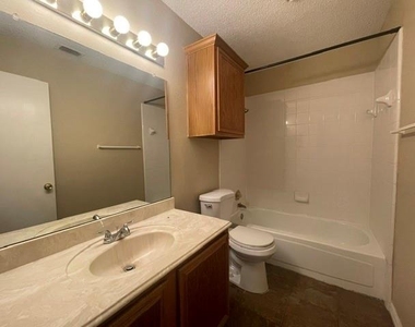 4741 Birchbend Lane - Photo Thumbnail 10