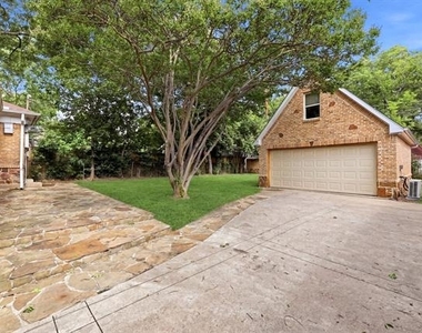 825 Thomasson Drive - Photo Thumbnail 21