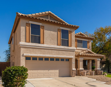 4629 E Augusta Avenue - Photo Thumbnail 3