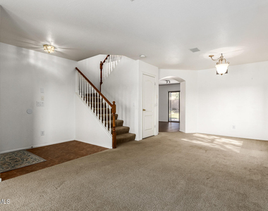 4629 E Augusta Avenue - Photo Thumbnail 14