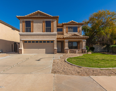 4629 E Augusta Avenue - Photo Thumbnail 2