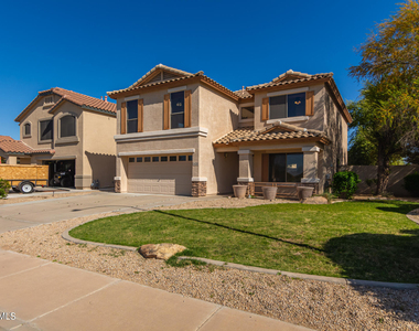 4629 E Augusta Avenue - Photo Thumbnail 6