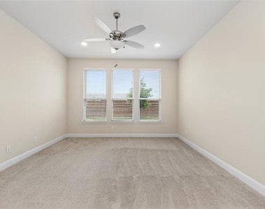 3618 Clara Drive - Photo Thumbnail 17