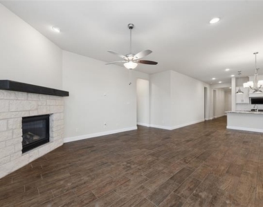 3618 Clara Drive - Photo Thumbnail 14