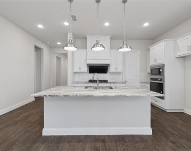 3618 Clara Drive - Photo Thumbnail 10
