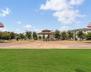 3618 Clara Drive - Photo Thumbnail 24