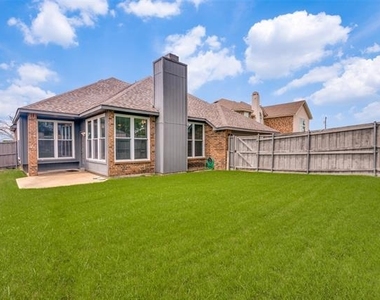 7013 Lo Chalmers Lane - Photo Thumbnail 11