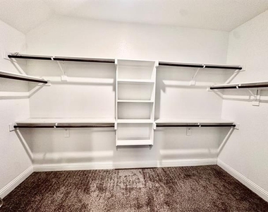 2612 Ainsworth Road - Photo Thumbnail 17
