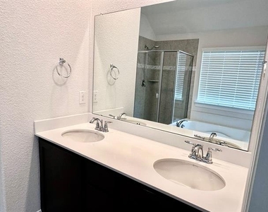 2612 Ainsworth Road - Photo Thumbnail 16
